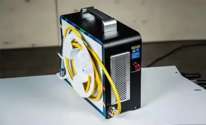 金属溶接用ポータブルハンドヘルドレーザー溶接機 | 600W 800W 1500W